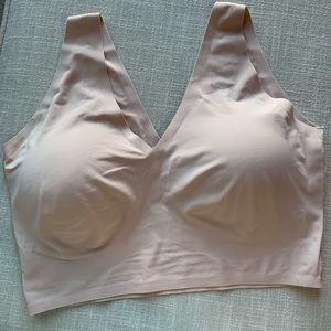 True&Co wireless bra XL